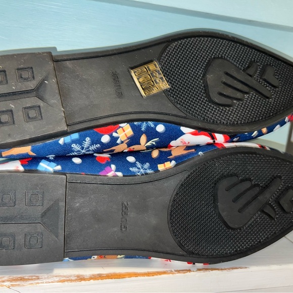 Women's Christmas Print Flat Shoes, Casual Point Toe Slip On Size 8 - Picture 4 of 5